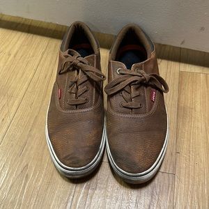 Men’s Levi Shoes 10.5